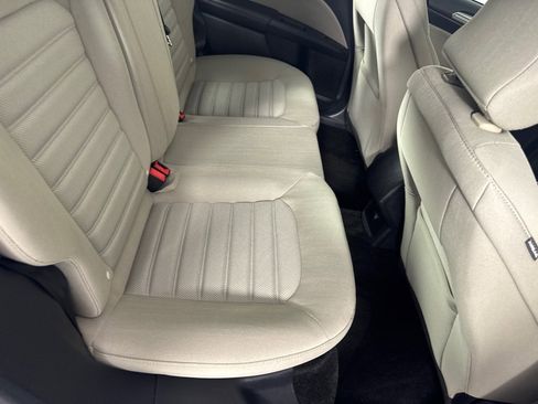 Used 2018 Ford Fusion S image 19