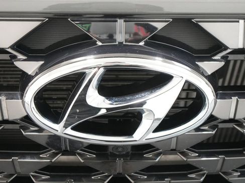 Used 2023 Hyundai Santa Fe Calligraphy AWD/4WD image 14