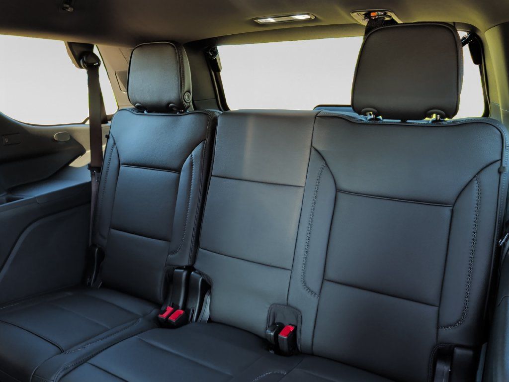 New 2026 GMC Yukon Denali w/ Denali Reserve Package AWD/4WD image 38