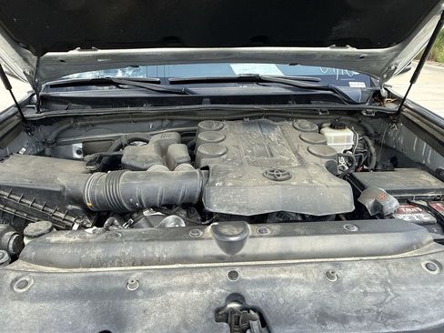 Used 2015 Toyota 4Runner SR5 Premium AWD/4WD image 14