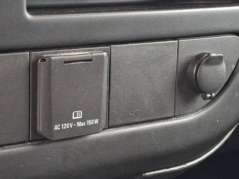 Used 2015 Chevrolet Express 2500 RWD image 21