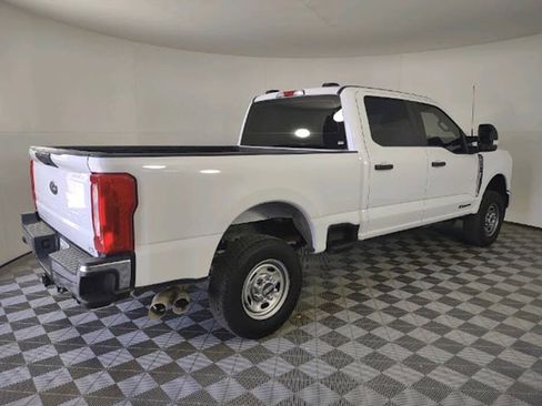Used 2024 Ford F250 XL w/ Snow Plow Prep Package AWD/4WD image 8