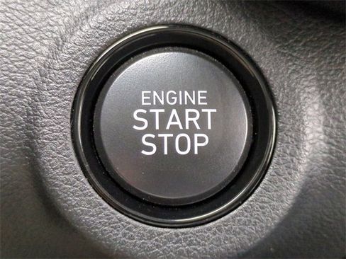 Certified 2023 Hyundai Venue Limited image 34