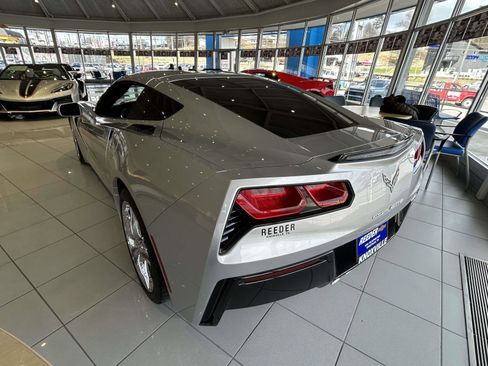 Used 2016 Chevrolet Corvette Stingray Coupe image 4