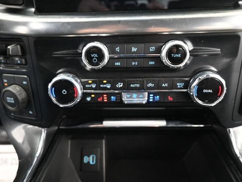 Used 2023 Ford F150 Lariat AWD/4WD image 13