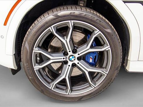 Used 2023 BMW X6 xDrive40i w/ M Sport Package AWD/4WD image 9