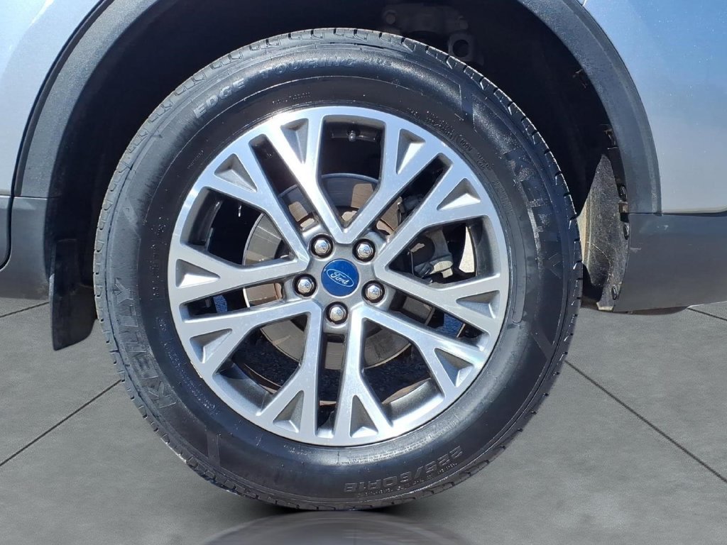 Certified 2022 Ford Escape SEL AWD/4WD image 12