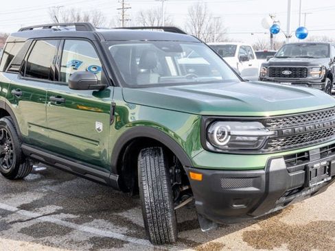 Used 2025 Ford Bronco Sport Big Bend w/ Black Appearance Package image 2