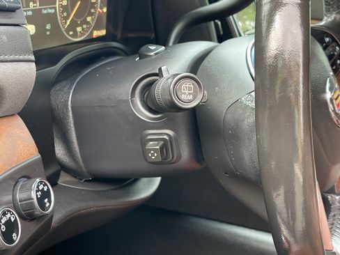 Used 2015 Cadillac Escalade ESV Premium image 13