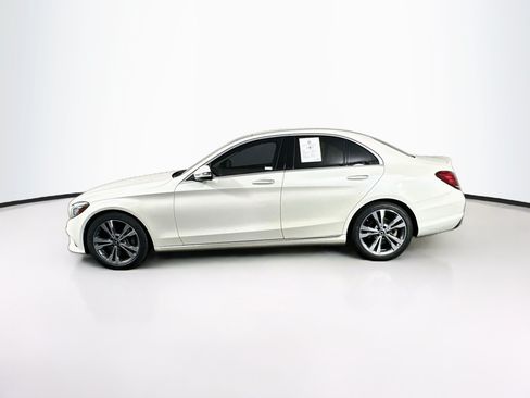 Used 2020 Mercedes-Benz C 300 Sedan image 4