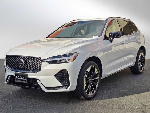 New 2026 Volvo XC60 B5 Plus w/ Protection Package Premier image 3