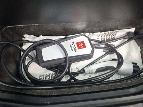 Used 2024 Toyota bZ4X Limited w/ Weather Package image 5