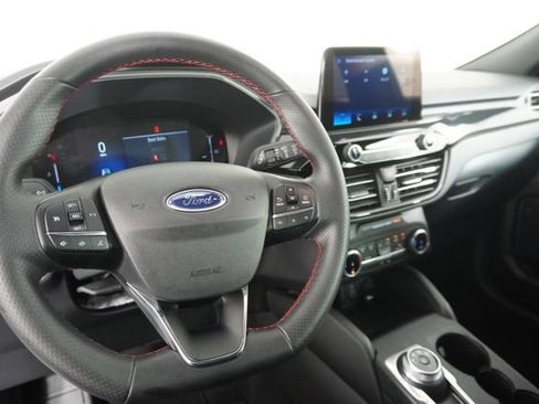Used 2025 Ford Escape ST-Line FWD image 27