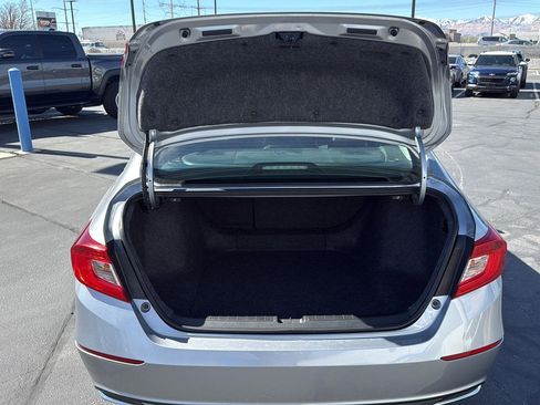 Certified 2019 Honda Accord EX-L image 11