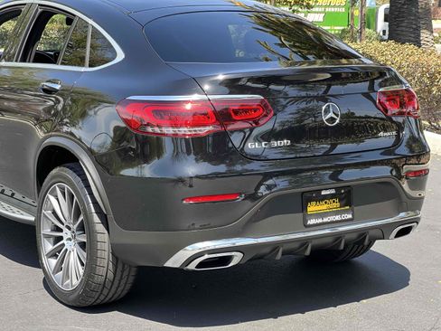 Used 2020 Mercedes-Benz GLC 300 4MATIC Coupe image 40