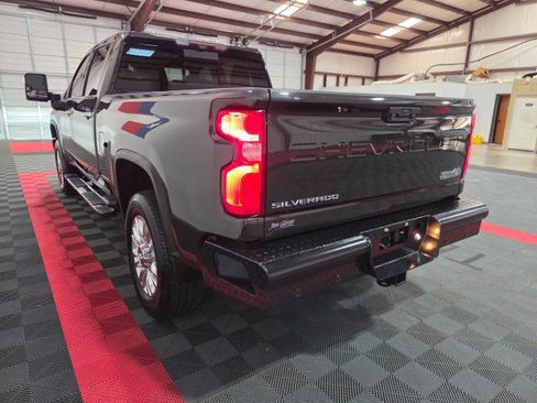 Used 2020 Chevrolet Silverado 2500 High Country w/ Z71 Off-Road Package image 28