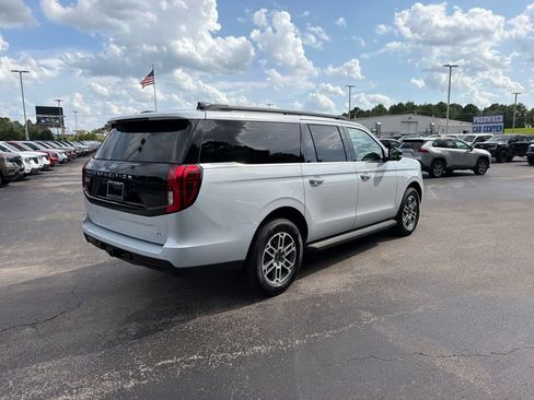 New 2026 Ford Expedition Max Active RWD image 3