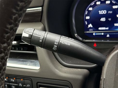 Used 2022 Chevrolet Suburban LT w/ LT Signature Package image 28