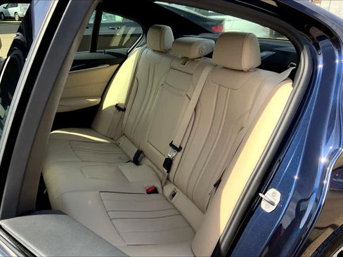 Used 2018 BMW 530i image 20