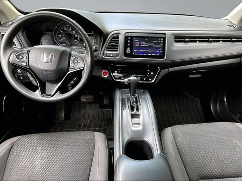 Used 2021 Honda HR-V EX image 16