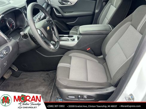 Certified 2024 Chevrolet Blazer LT w/ Convenience Package FWD image 18