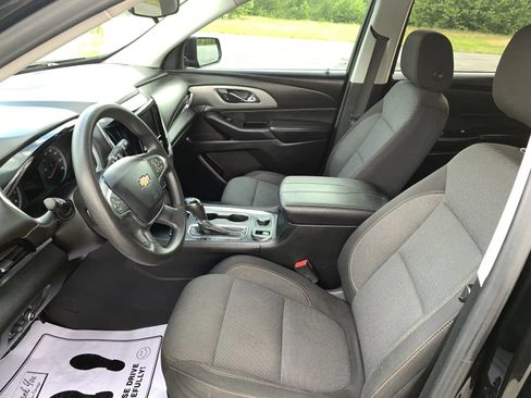 Used 2020 Chevrolet Traverse LS FWD image 24