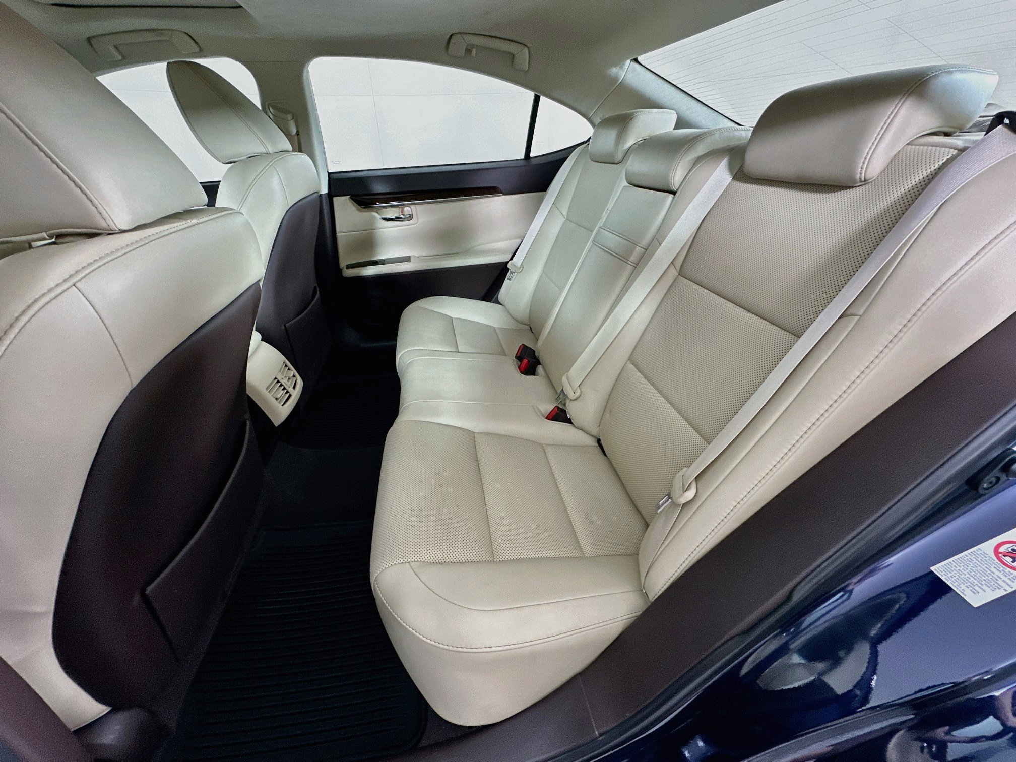 Used 2018 Lexus ES 350 w/ Premier Package FWD image 27