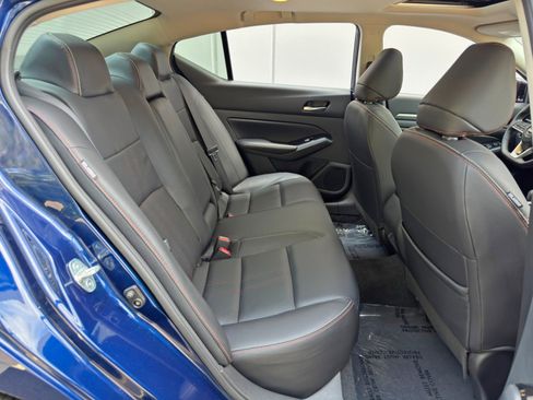 Used 2024 Nissan Altima 2.5 SR w/ SR Premium Package FWD image 35