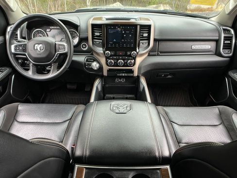 Used 2022 RAM 1500 Laramie AWD/4WD image 13