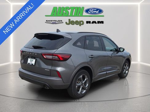 Certified 2024 Ford Escape ST-Line w/ Tech Pack #1 AWD/4WD image 5
