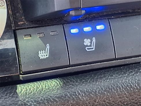 Used 2023 Toyota Tundra Capstone image 8