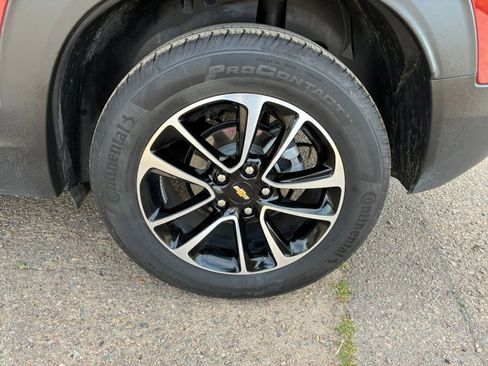 Used 2025 Chevrolet TrailBlazer LT image 29