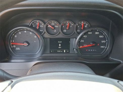 Used 2020 Chevrolet Silverado 1500 Custom w/ Custom Value Package image 15