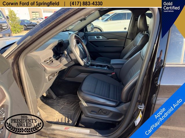 Used 2025 Ford Explorer ST-Line AWD/4WD image 15