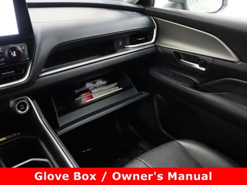Certified 2025 Toyota Grand Highlander AWD image 24