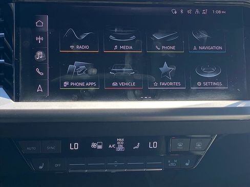 Used 2023 Audi Q4 e-tron Premium Plus w/ Premium Plus image 7