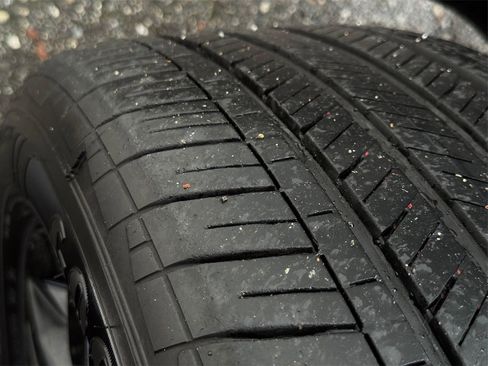 Used 2022 Volkswagen Atlas Cross Sport SEL R-Line image 28