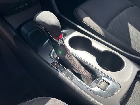 Used 2024 Chevrolet Malibu RS FWD image 27