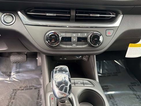 New 2026 Buick Envista Sport Touring FWD image 25