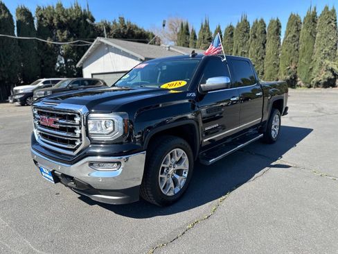 Used 2018 GMC Sierra 1500 SLT w/ SLT Premium Package image 4