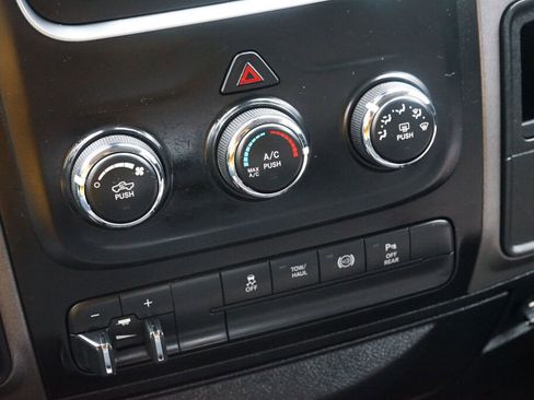 Used 2016 RAM 2500 Tradesman w/ Chrome Appearance Group image 18