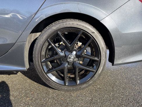 Used 2023 Honda Civic Sport image 23