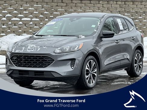 Certified 2022 Ford Escape SE w/ SE Sport Appearance Package image 1