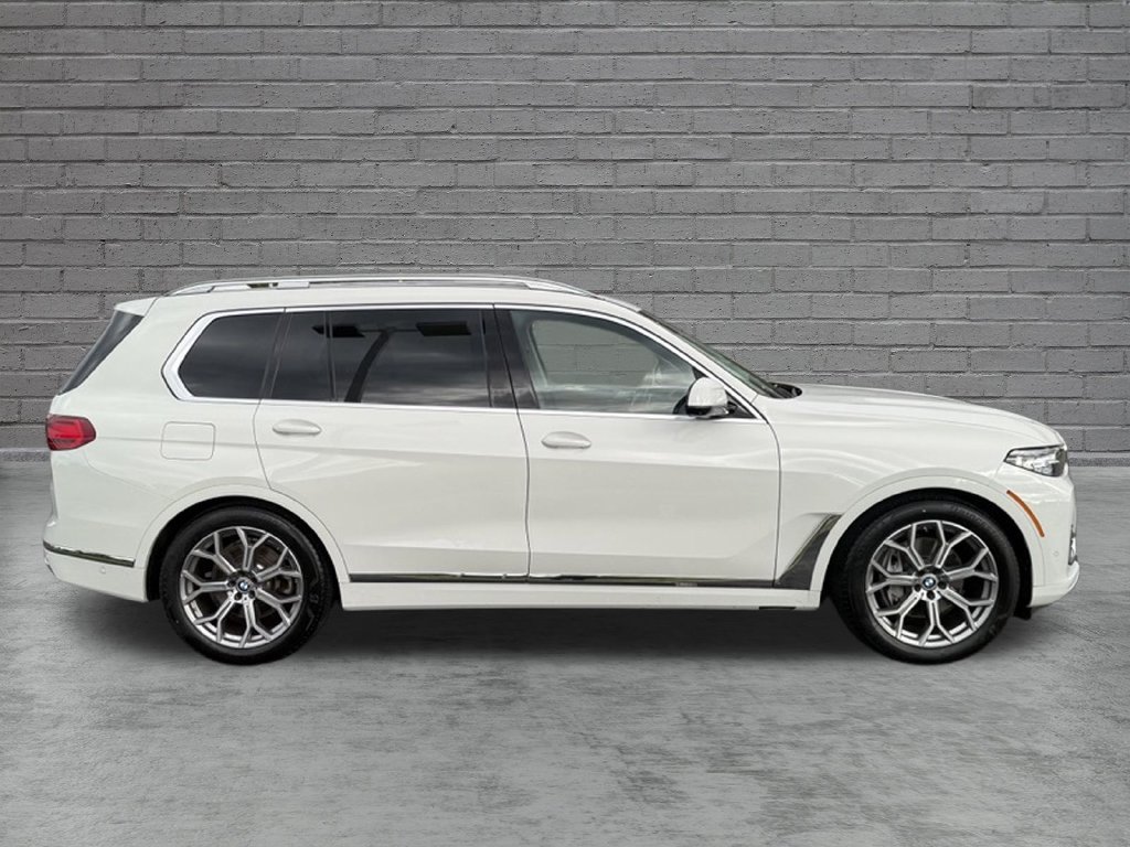Used 2021 BMW X7 xDrive40i w/ Premium Package AWD/4WD image 9