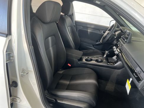Used 2023 Honda Civic Sport image 13