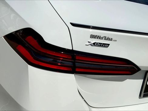 New 2026 BMW 550e xDrive AWD/4WD image 14