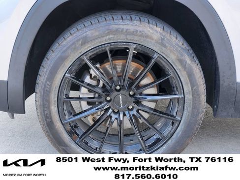 Used 2023 Volkswagen Atlas SE w/ Panoramic Sunroof Package AWD/4WD image 9