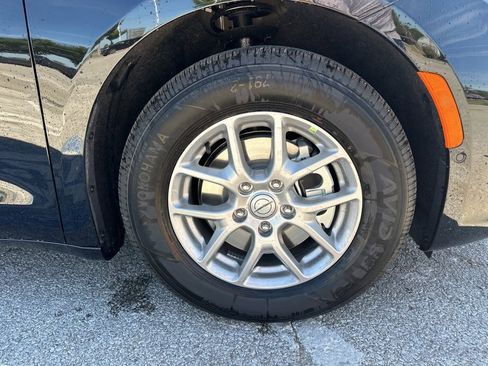 New 2026 Chrysler Pacifica Select image 44