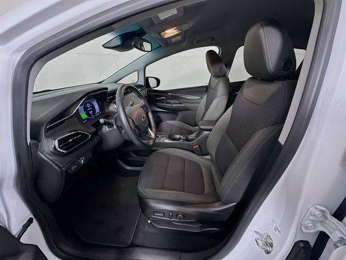 Used 2023 Chevrolet Bolt LT image 13