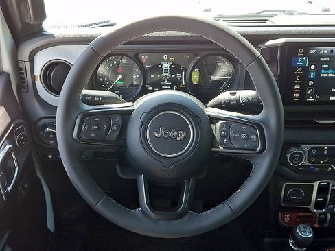 Used 2025 Jeep Wrangler Unlimited Sport S 4xe AWD/4WD image 19